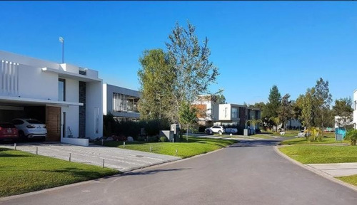 Imagen 10 de 14 de Lote Interno Venta Barrio Cerrado Terralagos Canning