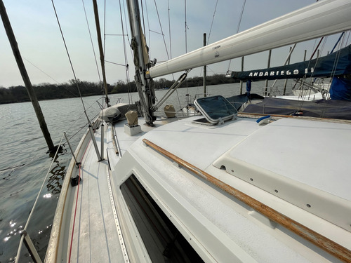 Velero F & C 37 Cabina Alta Volvo Penta 40 Hp Calado 1.50