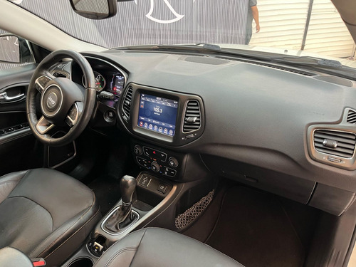 Jeep Compass LONGITUDE 2.0 4x2 Flex 16V Aut.