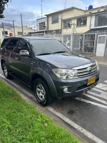 Toyota Fortuner 2.7l 4x4