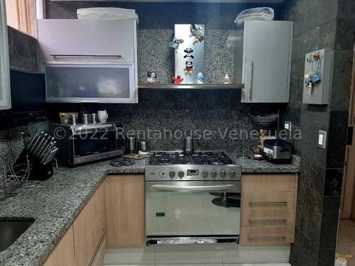Imagen 15 de 15 de Venta De Apartamento - Los Chaguaramos - Mls #22-28682 Luisa E 04165363584