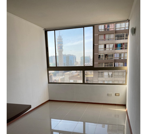 Arriendo Departamento Metro Moneda