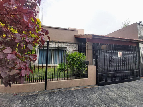 Casa En Venta En Ramos Mejía