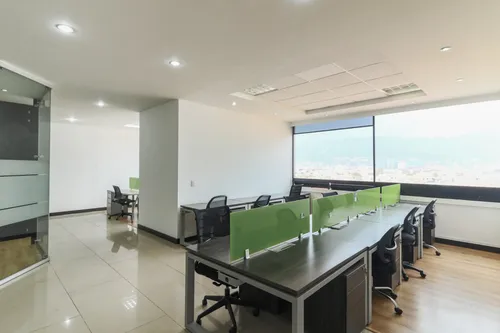 Oficina En Arriendo En Chico Norte. Cod A1094032
