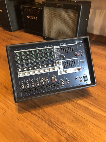 Mixer Yamaha Emx212s 220v - Usado