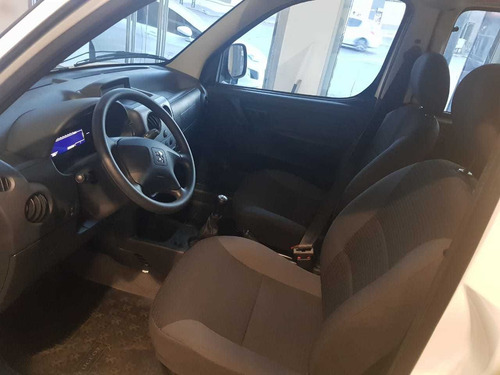 Peugeot Partner Confort Hdi 5 Plazas
