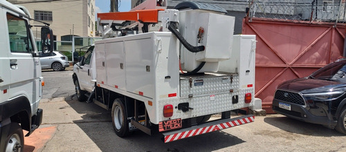 Ford F-4000 Modelo 2018 Com Cesto Aéreo Linha Viva