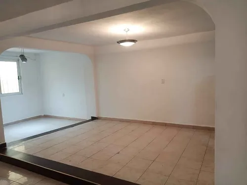 Casa En Venta De 4 Recámaras En Tulpetlac Ecatepec De Morelos