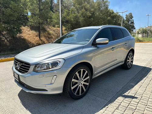 Volvo XC60 2.0 T Addition At