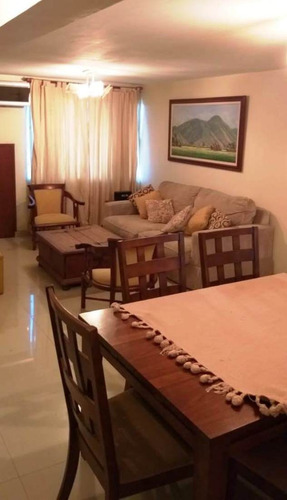 Imagen 7 de 19 de Townhouse En Venta Residencia Las Trinitarias