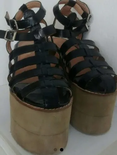 Zapatos Plataformas Clona (Usado)
