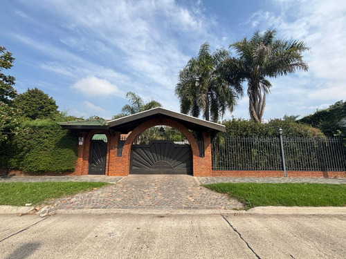 Casa En Venta En Bella Vista