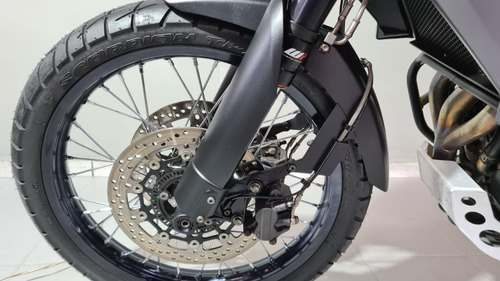 Imagem 3 de 10 de Triumph Tiger 800 Xcx