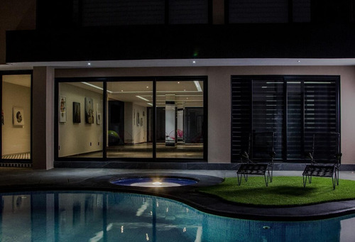 Residencia En Residencial Victoria