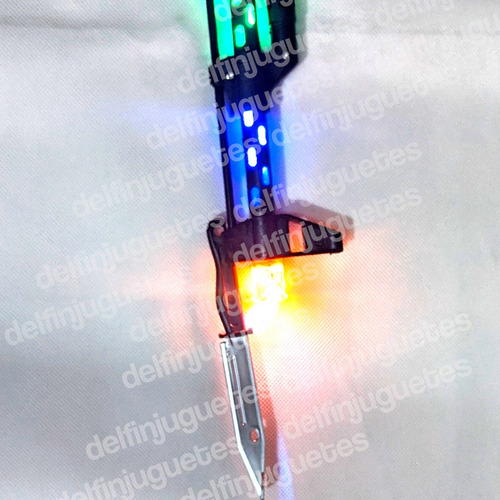 Escopeta Ametralladora Aka 838 Luz Sonido Movimiento
