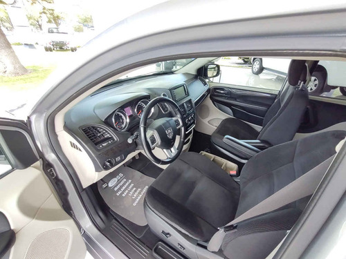 Imagen 14 de 15 de Dodge Grand Caravan 2019 5p Sxt Plus V6/3.6 Aut