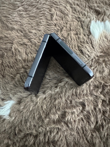 Celular Samsung Z Flip 4 256 Gb + 8 Gb Ram 120 Hz Negro Negro (Usado)