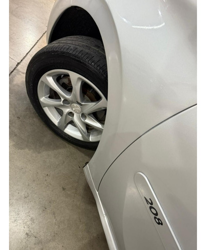 Peugeot 208 1.5 ALLURE 8V FLEX 4P MANUAL