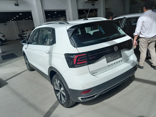 Imagen 14 de 15 de Volkswagen T-cross Comfortline 200tsi Bb