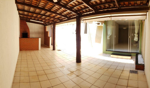 :vendo Lindo Residencial Saint Phellipe 2/4