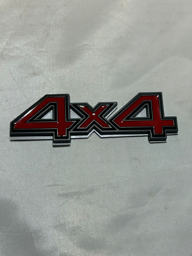 Insignia Metalica 4x4 10.5cmx3.5cm Pick Up Camioneta C608