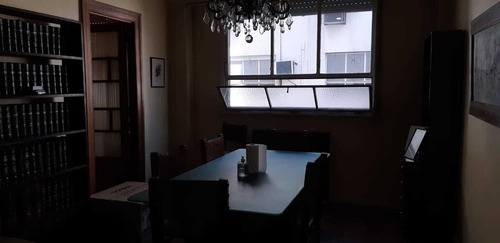 Imagen 2 de 14 de Venta Ideal Oficina, Excelente Ubicacion 4 Ambientes!