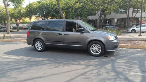 Dodge Grand Caravan 3.7 Se At