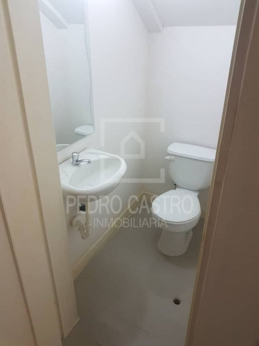 Imagen 14 de 24 de Tu Inmobiliaria Vende Town House Urbanización Villa Athenas, Sector Las Peonias Av. Atlántico Puerto Ordaz #asesoriagratuita #asesoriainmobiliaria #vendedor #pedrocastro