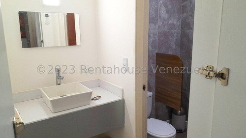Oficina En Alquiler En Las Mercedes 24-5221 Yf