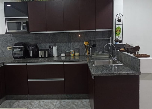 Imagen 3 de 13 de Casa En Res. Villa Monte Carmelo, Lemc-435