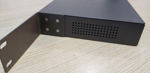 Switch D-link Des-1024d