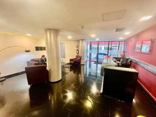 Venta Oficina Ciudad Vieja