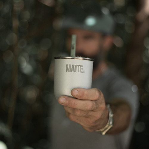 Imagen 3 de 3 de Set Mate + Bombilla + Termo Waterdog 1l