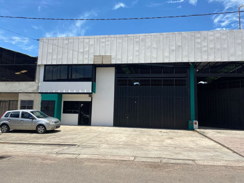 Galpon En Zona Industrial De Barrancas - 750m2