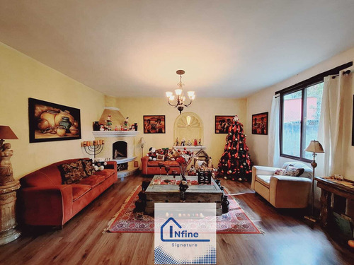Casa Estilo Colonial Con Local Comercial A Orilla Carretera