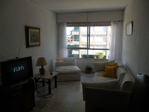 Imagen 1 de 12 de Apartamento En Península Para La Venta. 