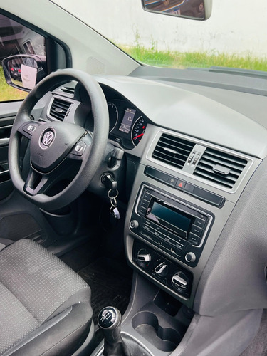 Volkswagen Suran 1.6 Comfortline 101cv