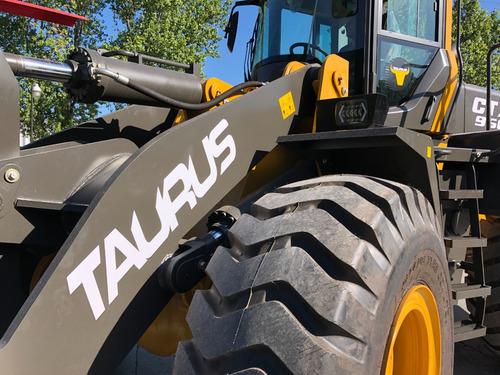 Pala Cargadora Taurus Ctx936 - 2.0m³ - 125hp