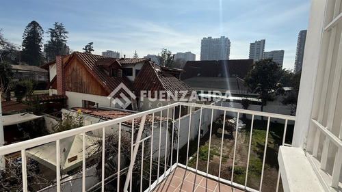 Casa En Arriendo De 5 Dorm. En Ñuñoa