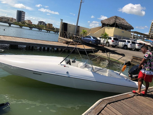 Imagen 3 de 5 de Lancha Elite Boats Sport 22 Lv733