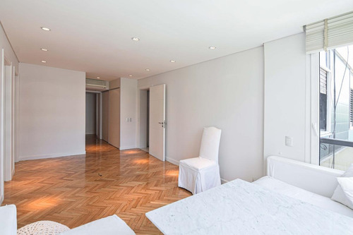 Imagen 9 de 30 de Alquiler Piso En Torre Libertador 4444 5 Amb-3 Suites -2 Cocheras-seguridad 24hs