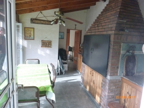 Imagen 18 de 24 de Chalet En Dos Plantas, Parque Johnston, Hurlingham