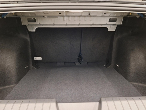 Fiat Cronos 1.3 Precision Flex Aut. 4p