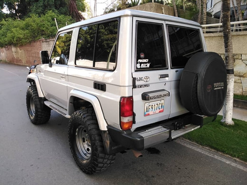 Imagen 6 de 17 de Toyota Machito Lx Sincronico 4x4