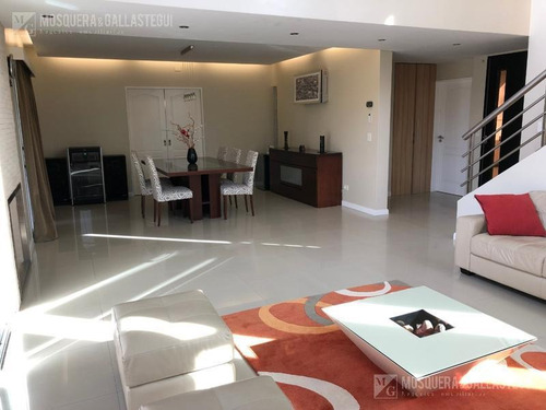 Imagen 6 de 30 de Casa Con Pileta - Santa Catalina - Tigre