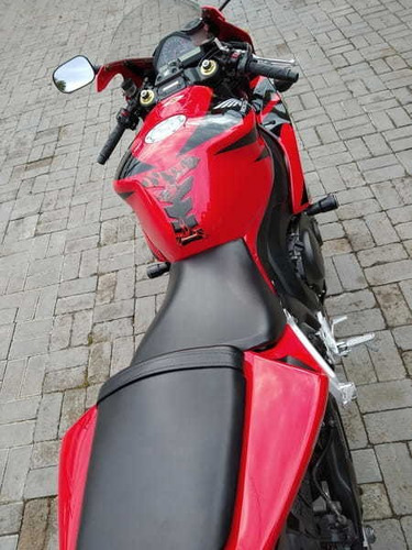 Imagem 8 de 13 de Cbr 1000