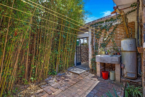 Casa De Una Planta Con Estudio Independiente En San Miguel A 15 Min Del Centro