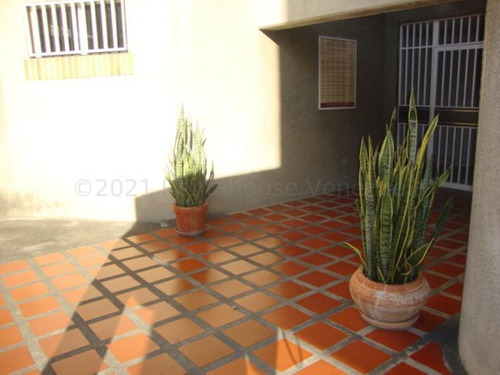 Milagros Inmuebles Apartamento Venta Cabudare Lara Av Intercomunal Barquisimeto Acarigua Economica Residencial Economico Código Inmobiliaria Rent-a-house 25-5593