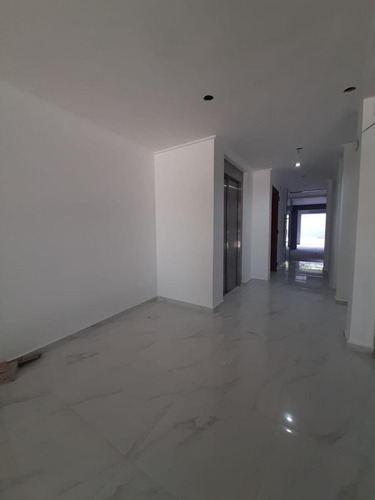 Imagen 2 de 15 de Monoambiente En Pozo - 31 M2 - 38 Y 11, La Plata