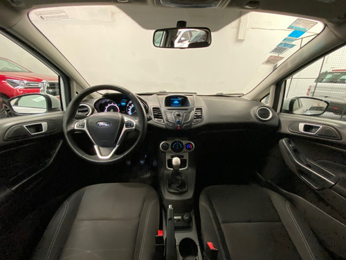 Imagen 7 de 18 de Ford Fiesta 1.6 5p Se (kd) 2017